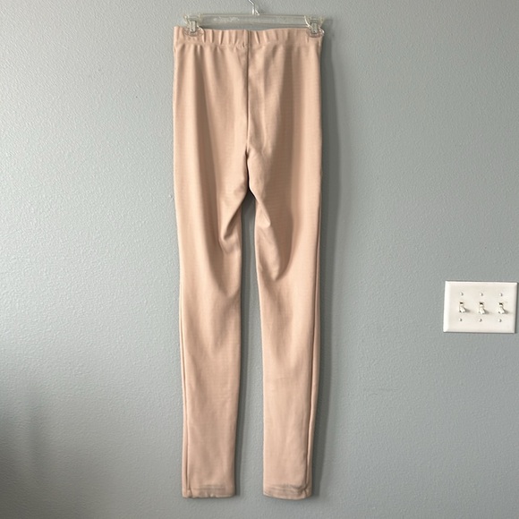 H&M micro pleated cream neutral front ankle slit legging pants! - Picture 4 of 12
